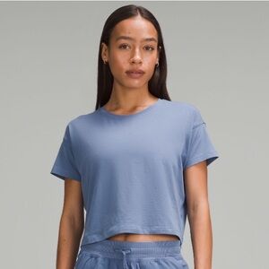 Lululemon Cates T-Shirt Oasis Blue . Size 2